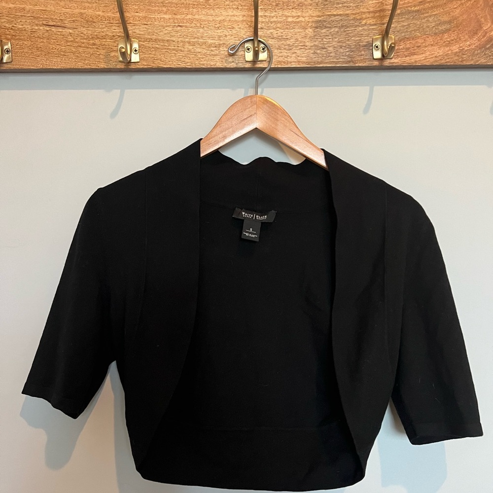 White House black market shawl